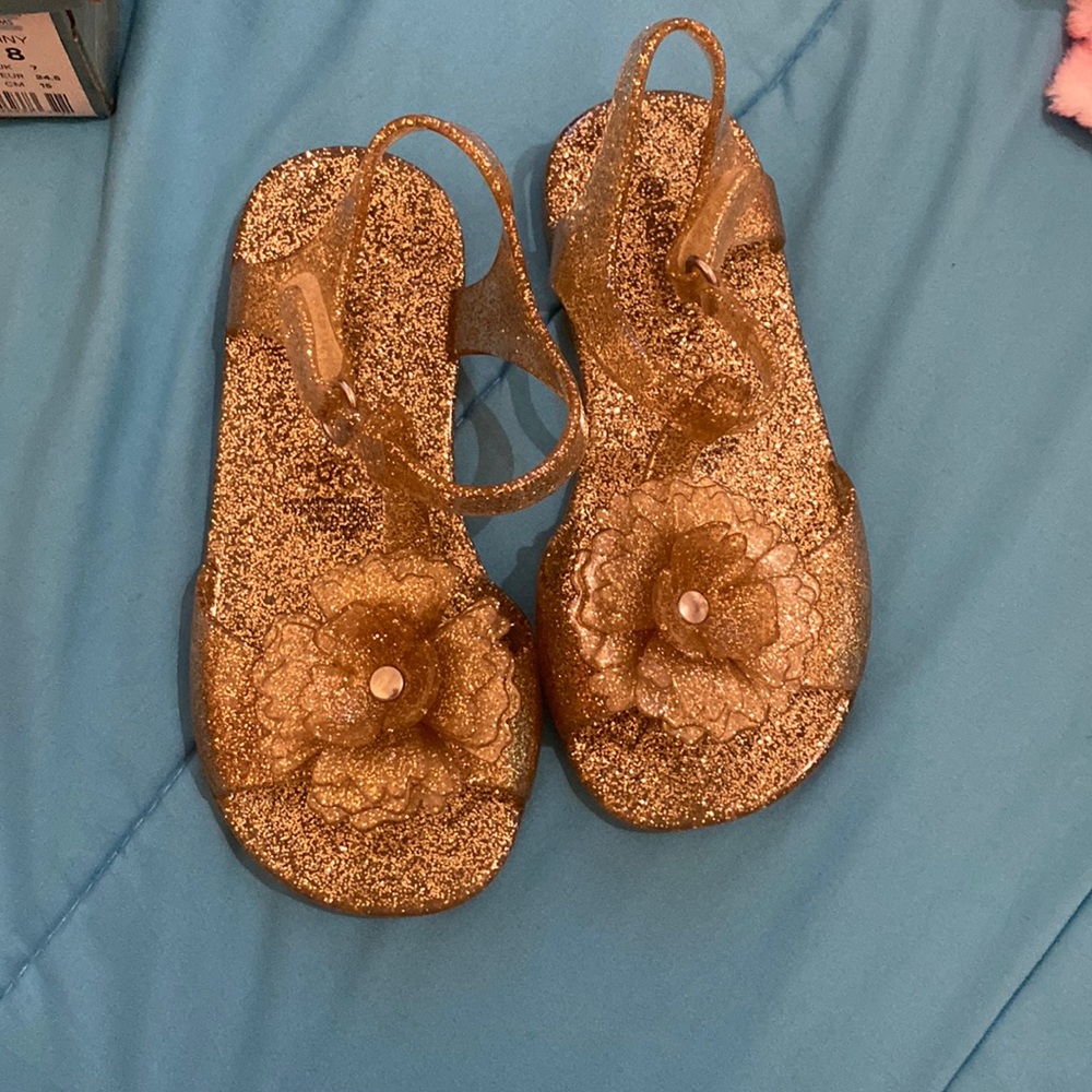 Old Navy gold glitter jelly sandals toddler size 8